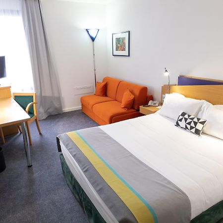 Holiday Inn Express Arras By Ihg Dış mekan fotoğraf