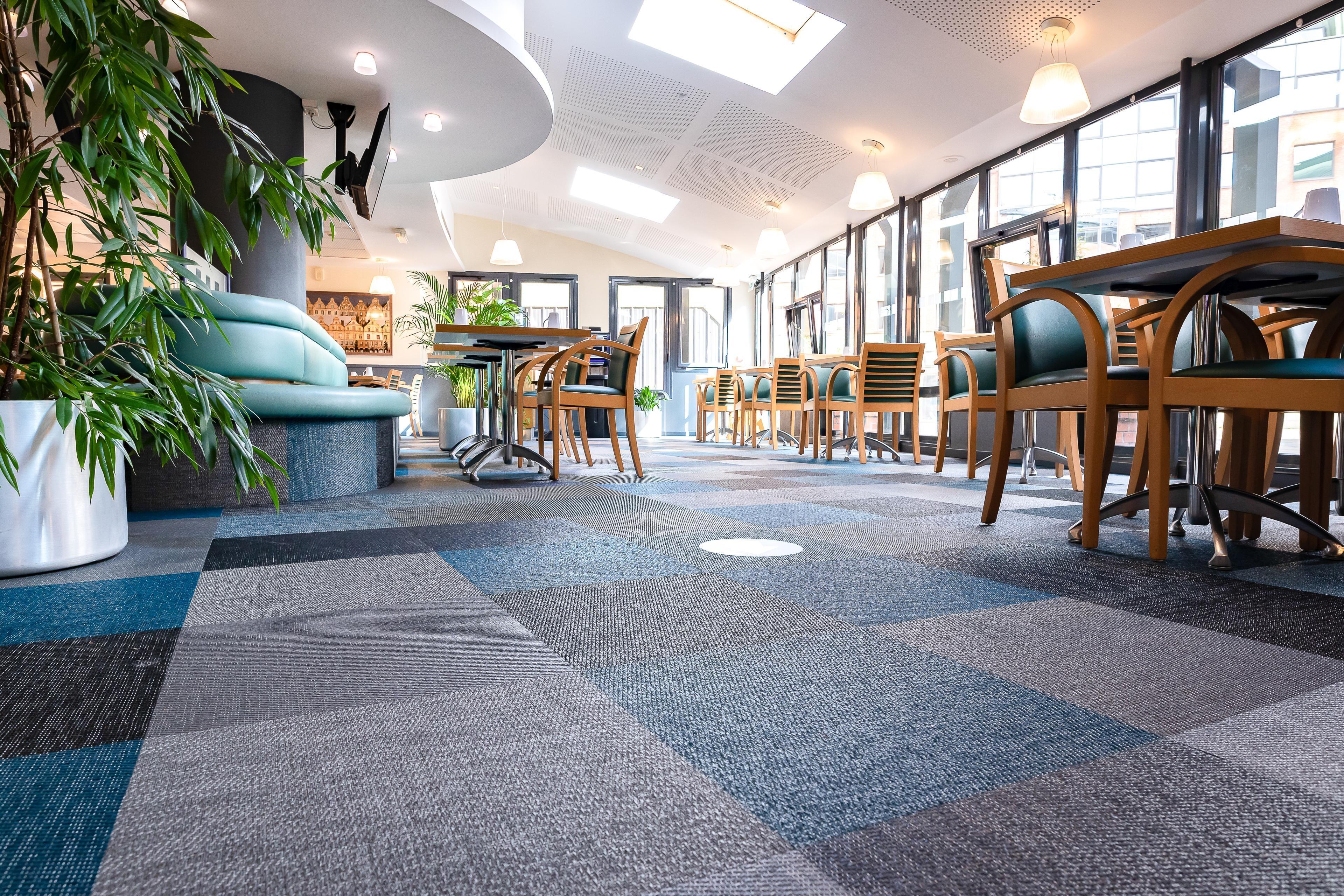 Holiday Inn Express Arras By Ihg Dış mekan fotoğraf