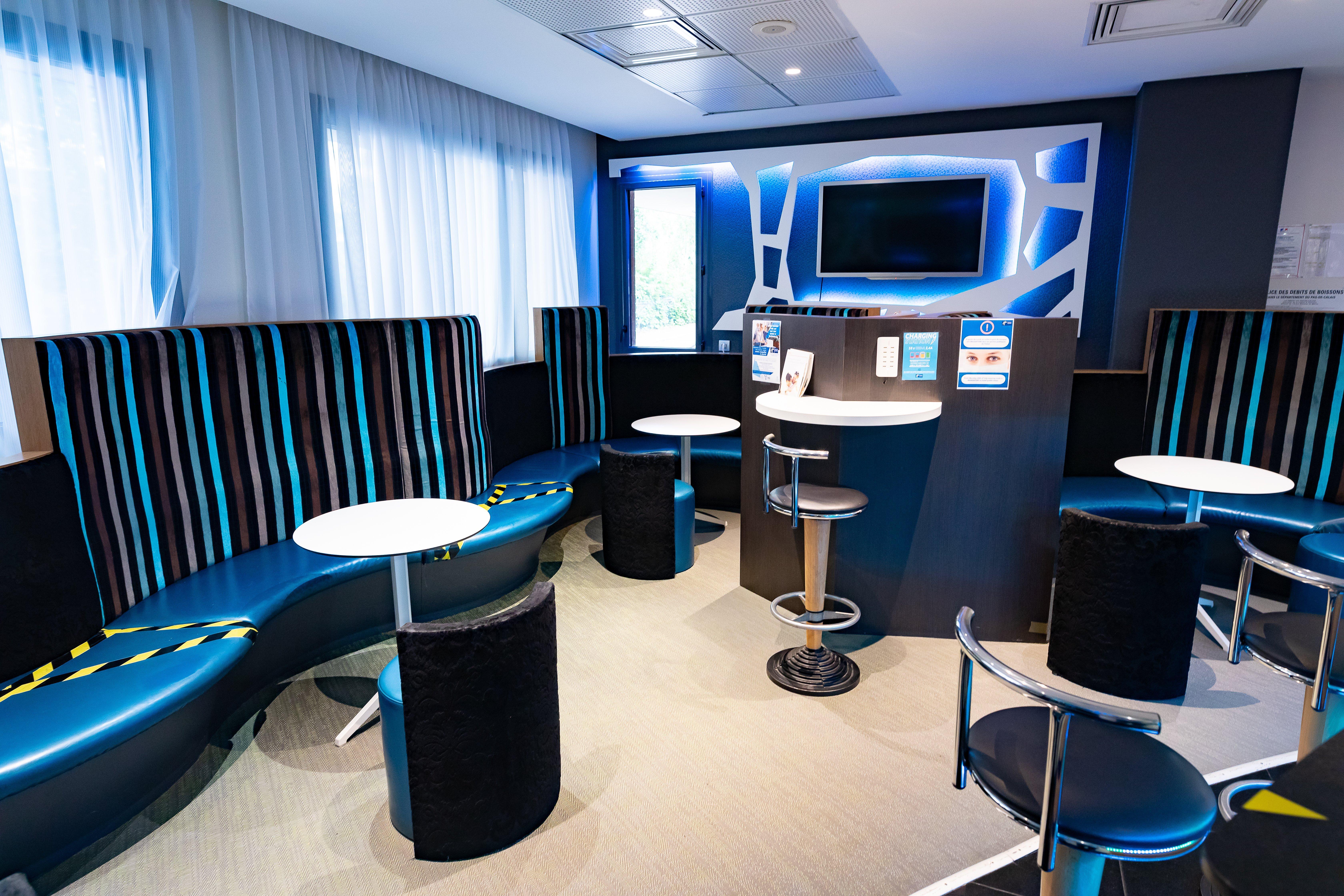 Holiday Inn Express Arras By Ihg Dış mekan fotoğraf
